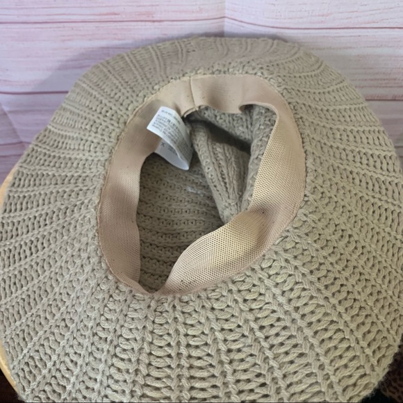 Hat - Picture 5 of 6